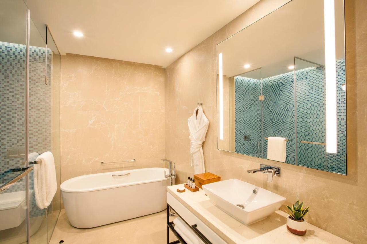 Hyatt Regency Thrissur Hotel Kültér fotó